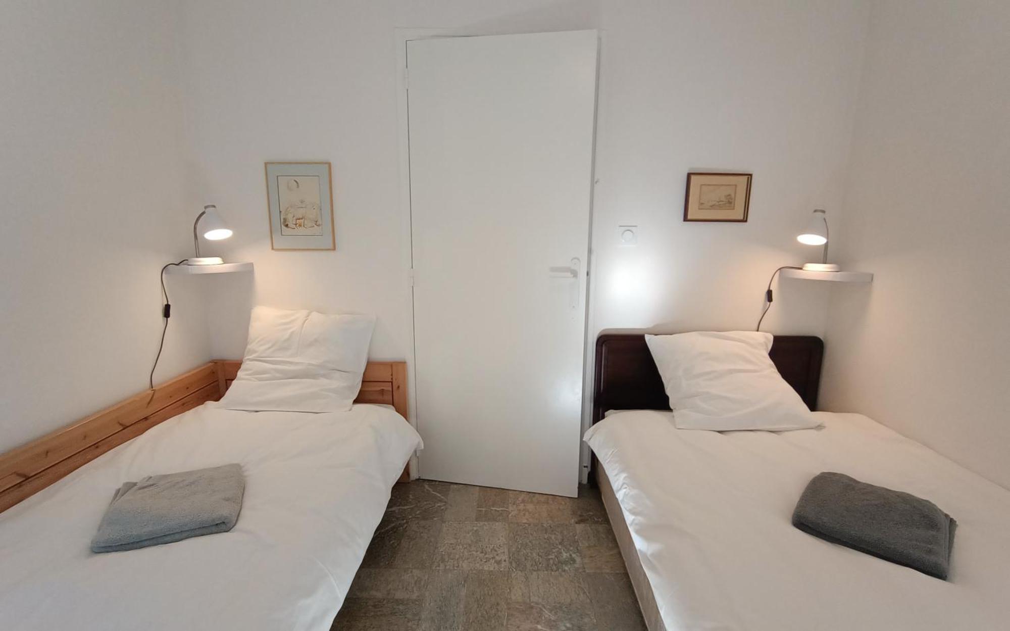 Grand Appartement, 2 Chambres Et Jardin Νιμ Εξωτερικό φωτογραφία